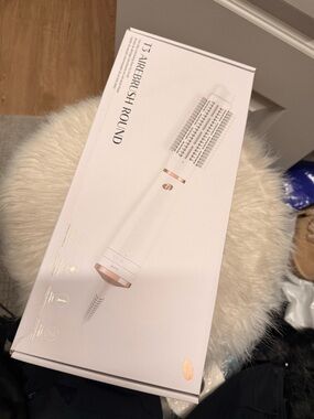 T3 White Airbrush Round Hot Air Brush with Rose Gold Accents